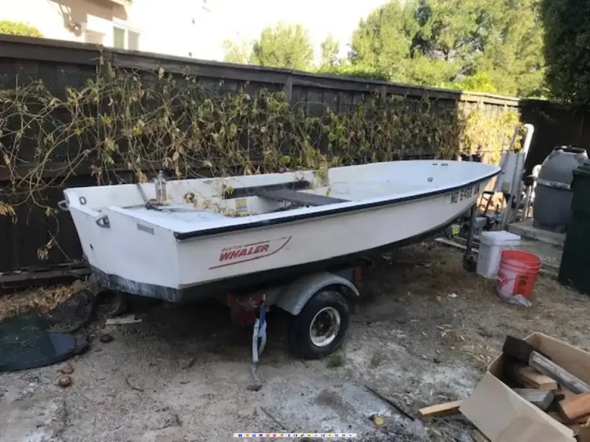 Boston Whaler Boston Whaler
