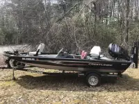 Crestliner VT17 