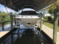 Crownline E275XS