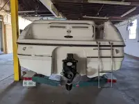 Chaparral Sunesta 233 Deckboat