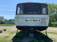 Sea Ray Express Cruiser 