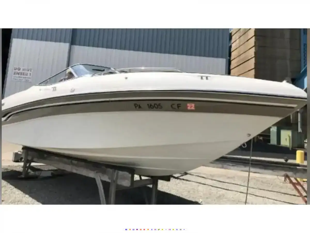 Four Winns 240 Horizon 