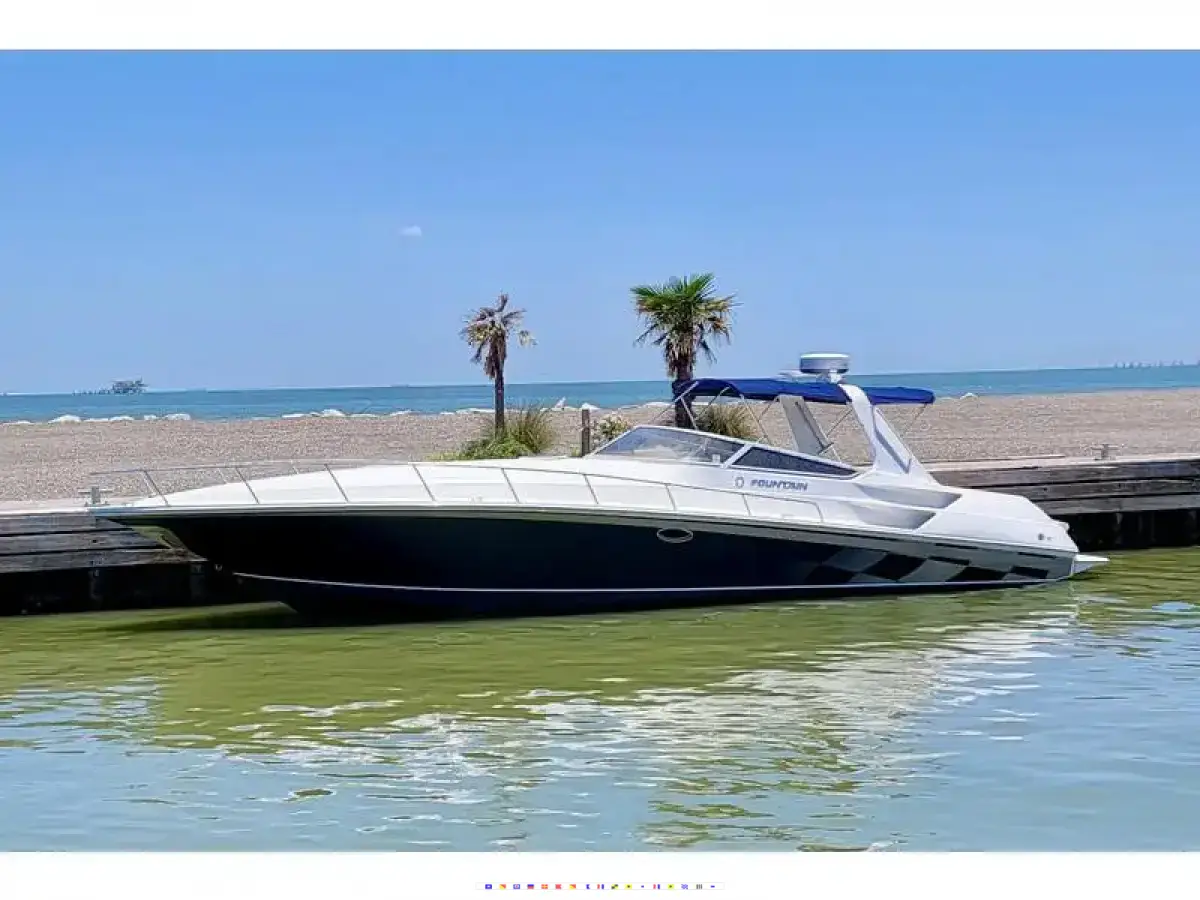 Fountain Express Cruiser 38 Express Cruiser Fountain Express Cruiser 38 Express Cruiser