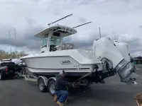 Boston Whaler Outrage 