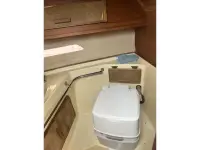 Sea Ray Sport Fisher 