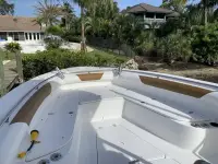 Boston Whaler 320 Outrage