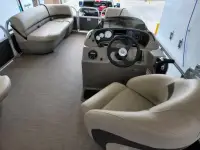Sun Tracker Party Barge 