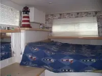 Carver 325 Aft Cabin