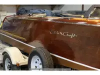 Chris Craft Capri 