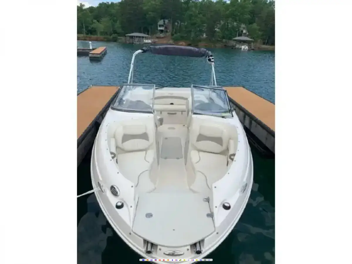 Stingray 208 LR Bowrider 