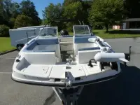Bayliner 190 Deck Boat 