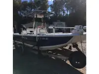 Carolina Skiff 2390 DLX EW