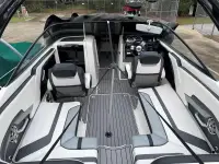 Yamaha 242 XE