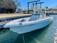 Everglades 335 CC
