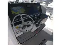 Everglades 335 CC