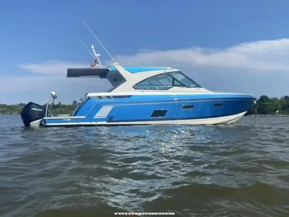 Formula 400 Super Sport Crossover 