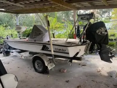 Baja Islander Flats Fishing Boat