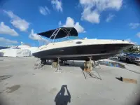 Sea Ray Sundeck ski boat 