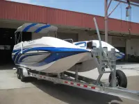 Advantage 28 XL Party Cat 