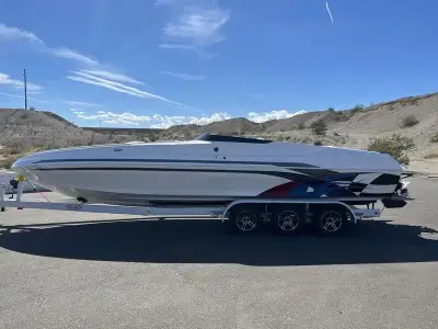 Carrera Raptor 28ft Open Bow 