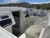 Carrera Raptor 28ft Open Bow