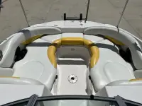 Monterey 263 Explorer Deck Boat Camper with 496