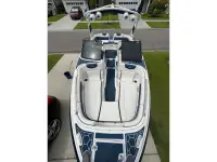 Chaparral 2430 Vortex VRX 