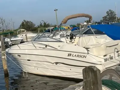 Larson 254 Cabrio 
