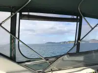 Sea Ray Express Bridge 440 