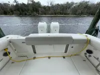 Boston Whaler 330 Outrage