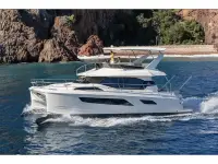 Aquila 44 Power CAT 