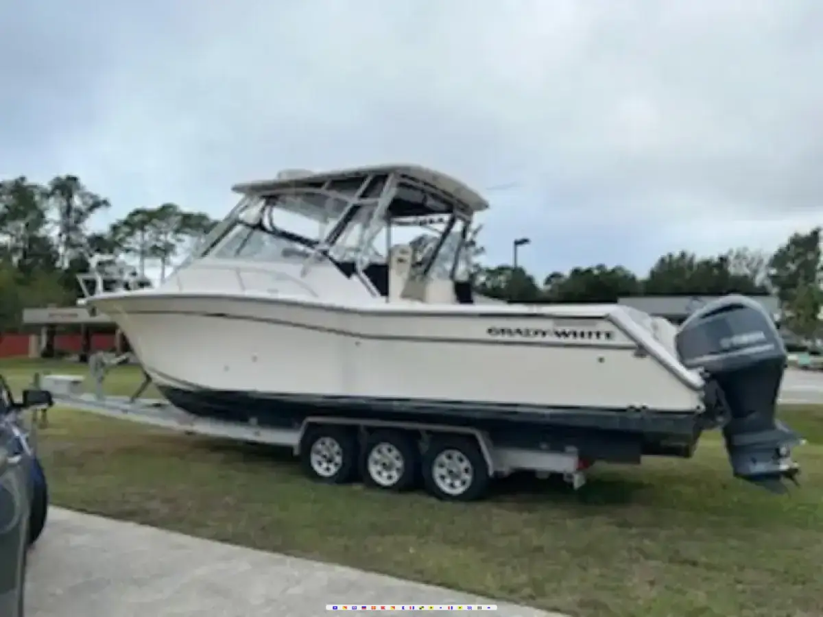 Grady White 330 Express 