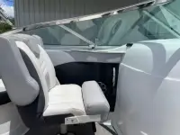 Cruisers Sport Series 238 Bowrider 