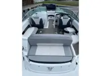 Cruisers Sport Series 238 Bowrider 