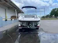 Cruisers Sport Series 238 Bowrider 