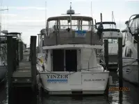 Mainship 390 Trawler 