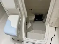 Robalo R302