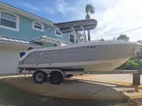 Robalo R222 EX 