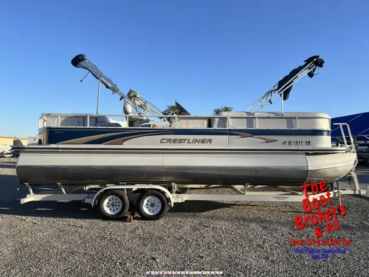 Crestliner 2685 LSI Pontoon Boat 