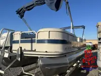 Crestliner 2685 LSI Pontoon Boat
