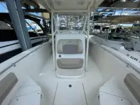 Cobia 261 Center Console 