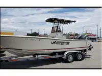 Mako 235 