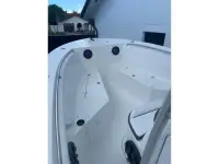 Tidewater 230 Adventure 