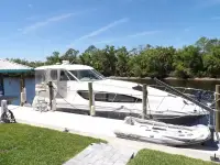 Sea Ray 390 Motor Yacht 