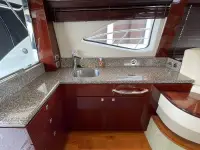 Sea Ray 47 Sedan Bridge 