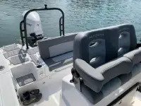 NauticStar 251 Hybrid 