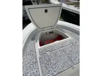 Hydra-Sports Bay Bolt 2000