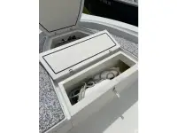 Hydra-Sports Bay Bolt 2000