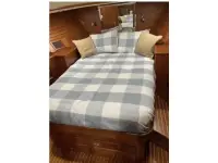 Grand Banks 49 Eastbay Hard Top 