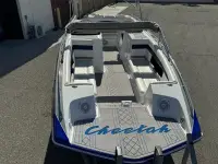 Cheetah Deck Boat 